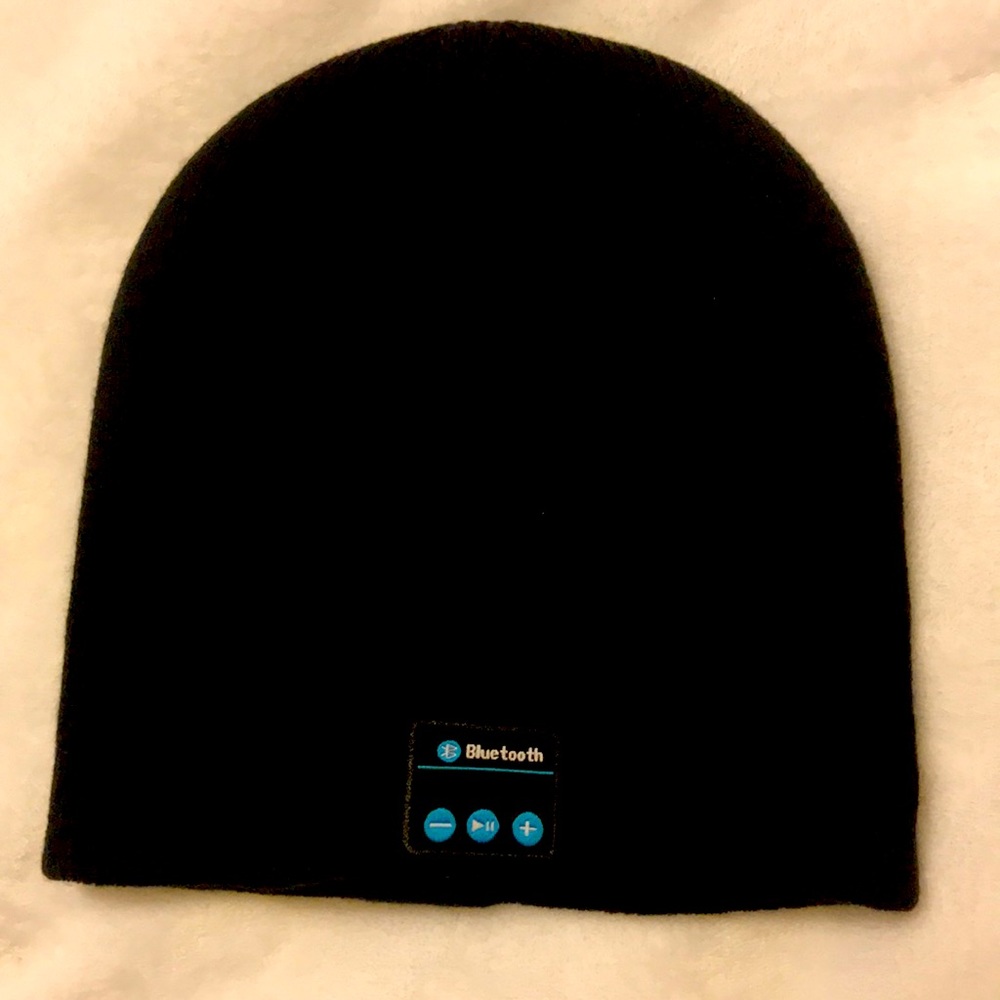 Wireless Bluetooth beanie